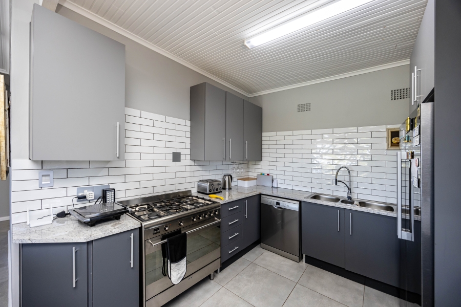 7 Bedroom Property for Sale in Cintsa East Eastern Cape